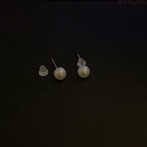 *BOGO Free* Mini Pearl stud earrings